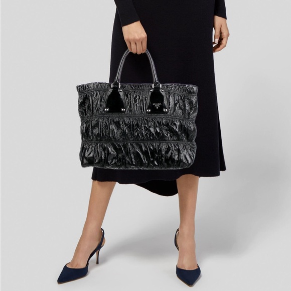 Prada Vernis Gaufre Tote - Picture 2 of 8